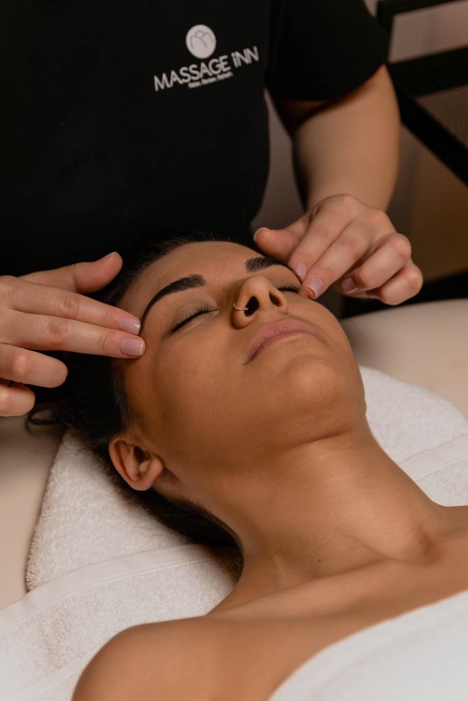 1725260279 Massage Inn 115